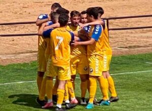 Un trabajado punto logró el Isla Cristina en su visita al Atlético Algabeño.