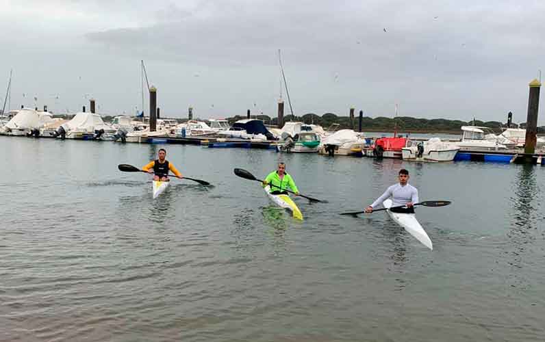 Daniel Flores, en Hombre Veterano 35-39 K-1, representa al CDNPU en el Campeonato de España de Piragüismo.