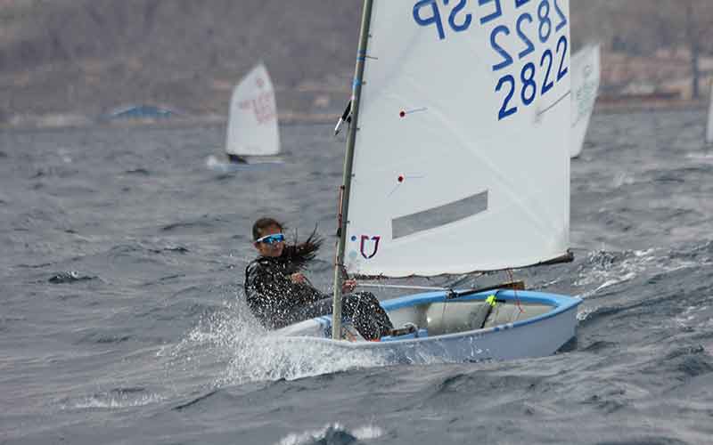 María Castillo, segunda en Sub 16, durante la regata del domingo.