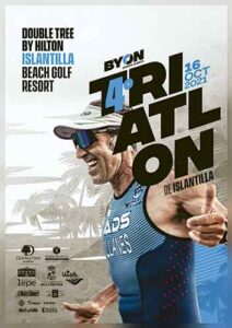 Cartel anunciador del 4º Triatlón de Islantilla, prueba que tendrá lugar el 16 de octubre.