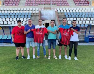 Cuerpo técnico del Cartaya para la temporada 2021-22. / Foto: @AD_Cartaya.