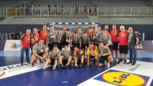 Daniel Serrano con la selección española juvenil de balonmano