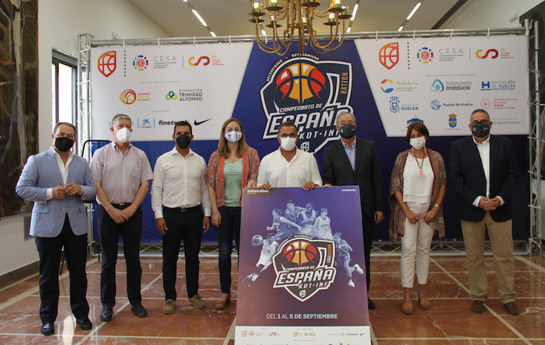 Un momento de la presentación del Campeonato de España de Baloncesto de selecciones autonómicas Infantil y Cadete que se disputará en Huelva la próxima semana.