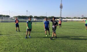 El partido de este domingo servirá para que Alberto Gallego pueda seguir haciendo pruebas. / Foto: @recreoficial.