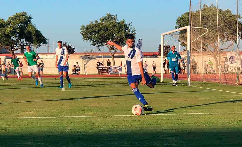 El Recre prosigue su preparación en la pretemporada con el choque en Ayamonte.