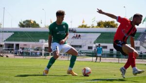 Que se vea el Cartaya que brilló en Rota es el reto rojinegro en el partido ante el Xerez Deportivo. / Foto: Rota Sii.