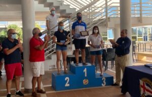 Podio femenino de la prueba náutica celebrada en Almería, con Irene Serra en la tercera plaza.