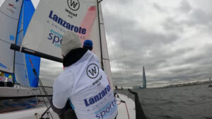 El 'Lanzarote-Wacaf Air' cerró quinto la primera jornada de la segunda semifinal de la Sailing Champions League, a sólo dos puntos del líder, el ruso 'Calypso'.