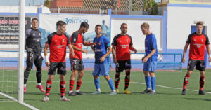 El Ayamonte, tras marcar primero, tuvo que defender muy firme para evitar la derrota en Guadalcacín. / Foto: M. A.