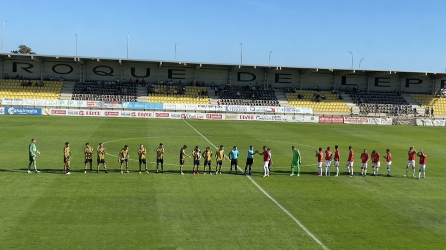 Prolegómenos del partido San Roque-Montijo de este sábado en el Ciudad de Lepe. / Foto: @SanRoqueLepe.