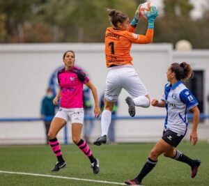 Chelsea tuvo que emplearse a fondo en varias ocasiones durante el partido. / Foto: www.lfp.es.