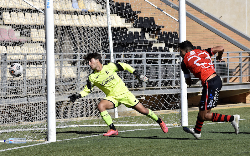 Yuse fue el autor del gol del Ayamonte en su triunfo en Espiel.