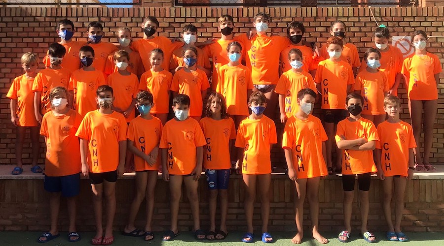 Componentes del Club Natación Huelva que han brillado en la segunda etapa del Circuito Provincial de Jóvenes Nadadores.