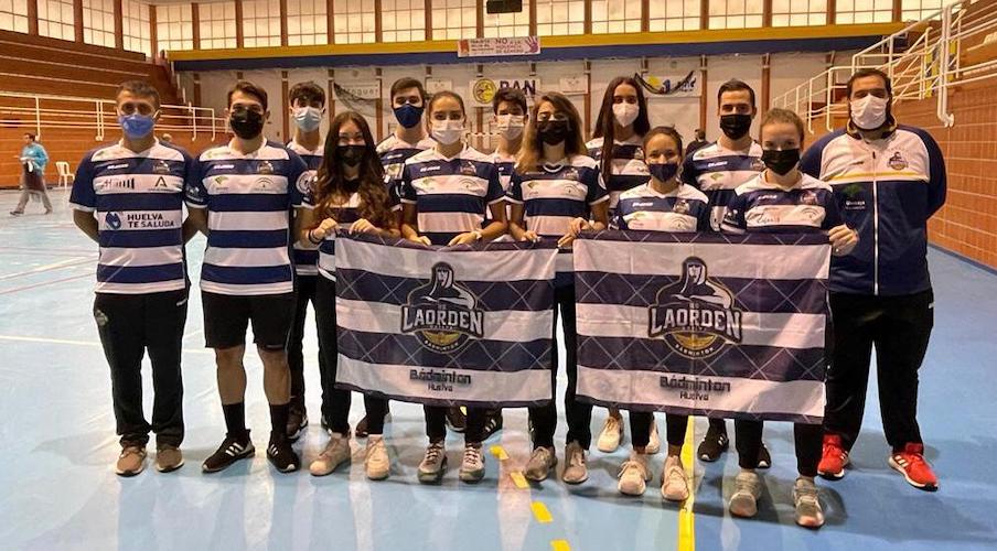 Formación del CB IES La Orden B, que ha arrancado con dos victorias la Liga Andaluza de bádminton.