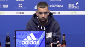 Juan Delgado, jugador del Decano, durante la rueda de prensa de este miércoles. / Foto: Captura imagen Recreativo de Huelva.