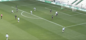 Momento del gol del Recre en El Arcángel, obra de Adrián Arjona. / Foto: Captura imagen PTV Córdoba.