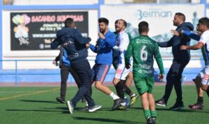 Duras sanciones al Bollullos por los incidentes al acabar el partido en Guadalcacín.