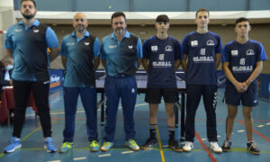 Formación del Conservas Lola en su duelo ante el Tecnik 87 de Huelva. / Foto: J. L. Rúa.