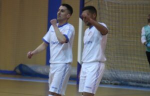 El Smurfit Kappa venció al Futsal Prado y accederá a la siguiente fase como segundo mejor equipo. / Foto: @LaPalmaFS.