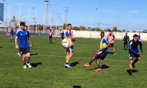 El Recre retornó este martes a los entrenamientos para preparar el partido del domingo ante el Gerena. / Foto: @recreoficial.