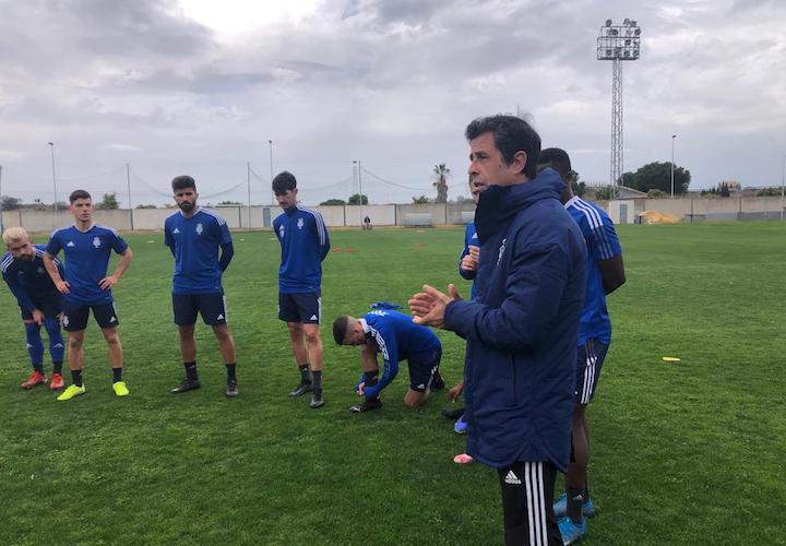 Alberto Gallego, entrenador del Recre, dio dos día de descanso a sus jugadores y este miércoles regresan al trabajo. / Foto: @recreoficial.