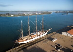 sea cloud