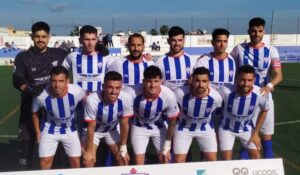 Formación inicial del Bollullos en su partido ante el Atlético Espeleño. / Foto: @bollulloscf1933.