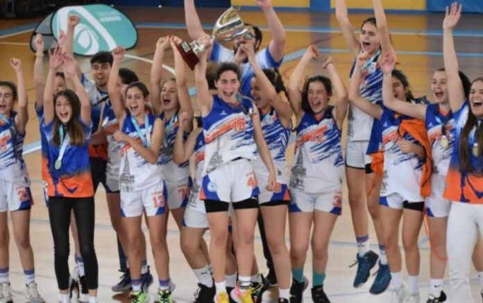 El Karamelo Comunión La Palma, campeón de Huelva Cadete femenino de baloncesto.
