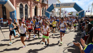 Momento de la salida del XXX Cross Popular San Juan Bautista.