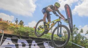 Gran victoria de Alberto Barroso en la categoría Élite-Sub 23 UCI en la tercera prueba de la Copa de Portugal de XCO.