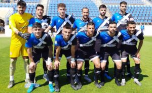 Formación del Bollullos en su partido de este domingo ante el Arcos. / Foto: @bollulloscf1933.