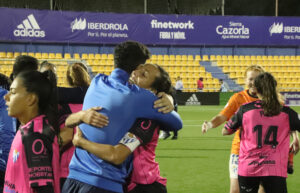 La victoria del Sporting ante el Granadilla tuvo doble premio, acceder a la final de la Copa de la Reina y clasificarse para la Supercopa de España 2022-23. / Foto: @sportinghuelva.