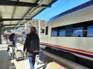 tren entre Huelva y Sevilla