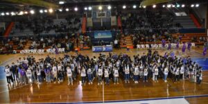 La cantera del Ciudad de Huelva de baloncesto cierra una temporada muy positiva. / Foto: @CiudadDeHuelva.