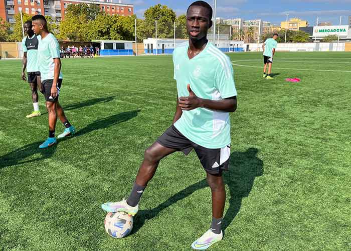 En Ayamonte Edmilson debe tener sus primeros minutos como jugador del Recre. / Foto: @recreoficial.