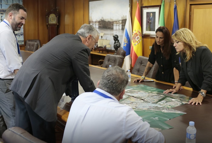 estatua homenaje a Hugo Millán