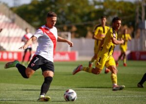 Supo aguantar el tirón el San Roque cuando más apretó su rival. / Foto: @CanteraSFC. 