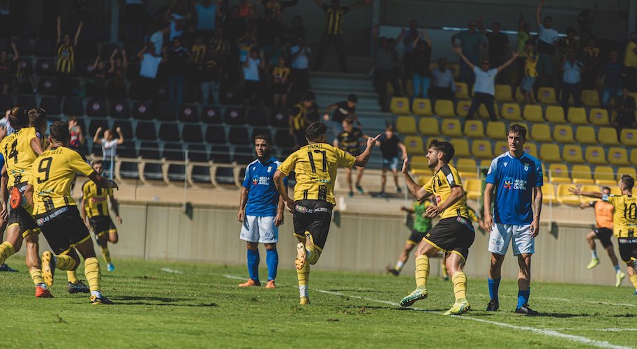 El San Roque confía en sacar adelante su complicado partido del domingo ante el Cádiz Mirandilla. / Foto: @milenacarrasco_.