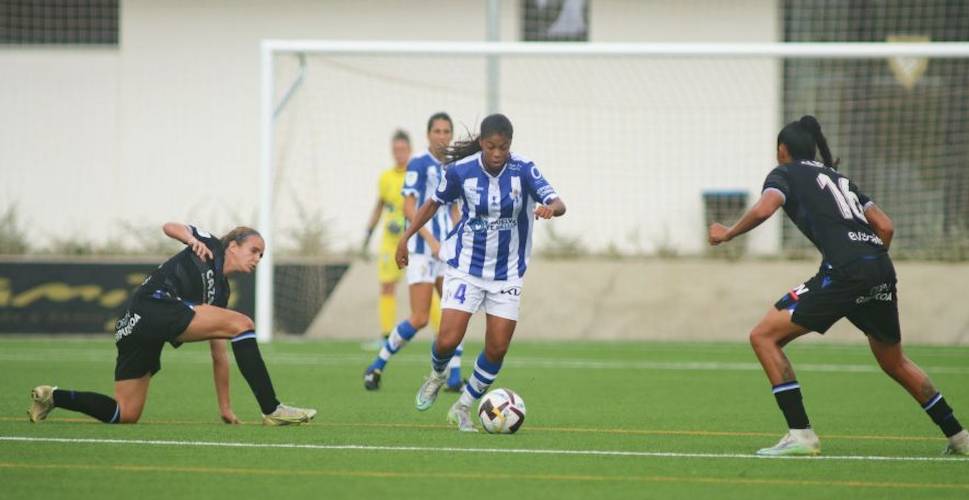 Con ganas de sumar algún punto acude el Sporting a su partido de este domingo en tierras catalanas. / Foto: www.lfp.es.