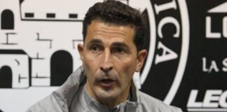 Juanma Rodríguez es el nuevo entrenador del Cartaya relevando a Paco Amate. / Foto: @AD_Cartaya.