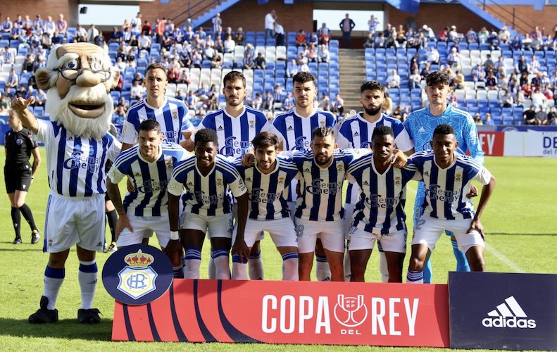 Once inicial del Recre en su partido de Copa ante el Burgos. / Foto: @recreoficial.