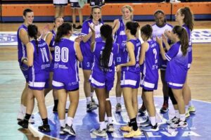 El Ciudad de Huelva de Celes Vizcaíno, un líder sólido en la LNF1 de baloncesto. / Foto: @CiudadDeHuelva.