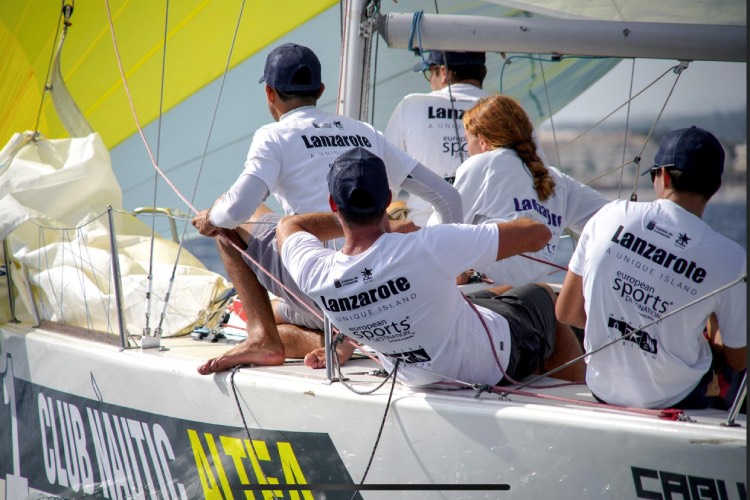 Terrades se decantó por formar una tripulación joven para el equipo ‘Lanzarote-European Sports Destination’ del RCN de Arrecife.