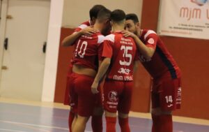 Tras ganar en la jornada anterior en La Rinconada, el CD Villalba espera hacer lo propio ante el Águila Pedrera.