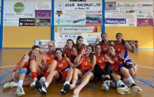 Alegría de las jugadoras del CB La Palma tras ganar este fin de semana al CDAS Espartinas. / Foto: @CBLaPalma95.