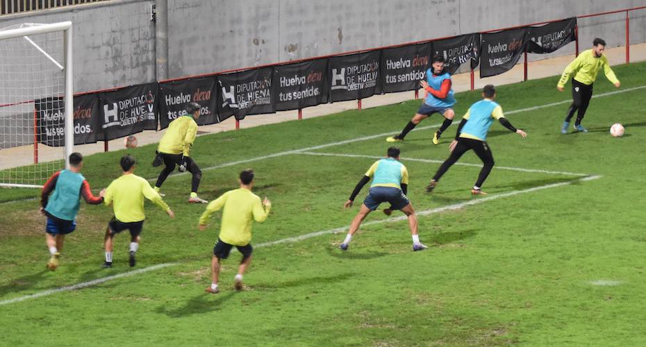 El Cartaya ha preparado a fondo su partido del domingo ante el Sevilla C. / Foto: @AD_Cartaya.