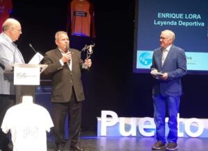 Enrique Lora, premio 'Leyenda Deportiva', uno de los artífices del primer ascenso del Recre a la Primera División. / Foto: Rafa del Barrio.