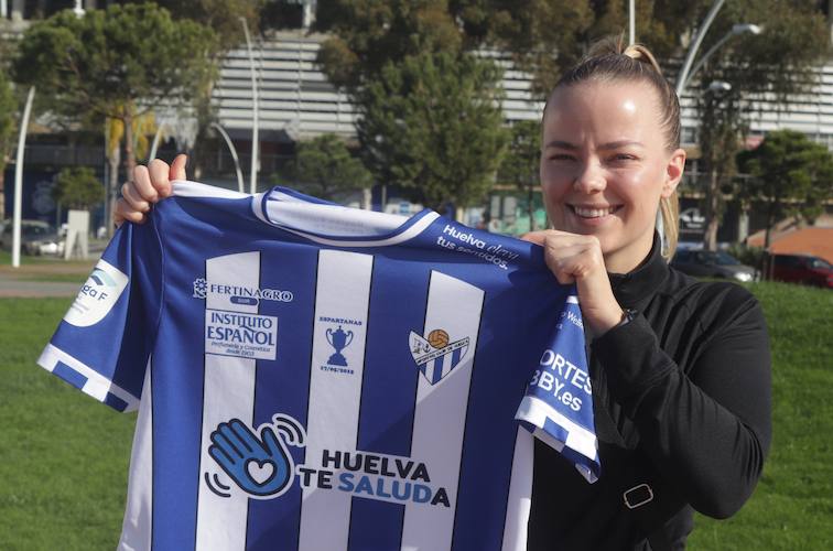 El Sporting de Huelva hizo oficial el fichaje de la islandesa Berglind Rós Ágústsdóttir. / Foto: @sportinghuelva.