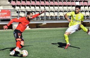 Un partido difícil espera al Ayamonte este domingo ante el Atlético Antoniano. / Foto: J. L. Rúa.