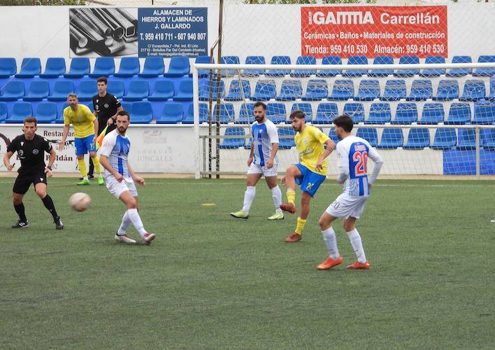 El Bollullos se mide al Sevilla C con moral tras remontar la semana anterior ante el Coria. / Foto: @Coria_CF.